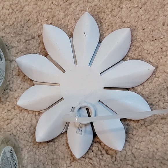 3/$15 Deal 🎉 Decor 🌼 Votive Candle (×2) and Flower - Picture 3 of 5